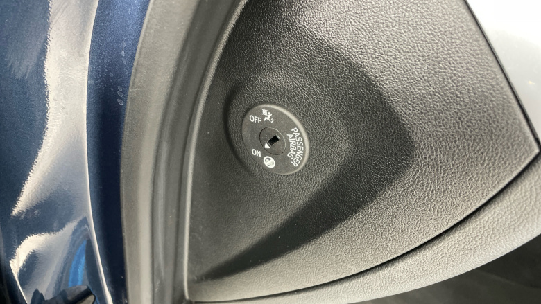 BMW 4 Series 420i xDrive M Sport 2dr Step Auto Petrol Coupe